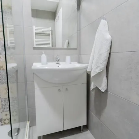 Hill Apartman Maksimir Apartamento *